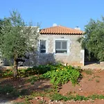 Nyaraló Kastro-kardamili Kardamíli