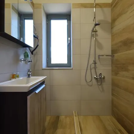 度假居 Kastro-kardamili *