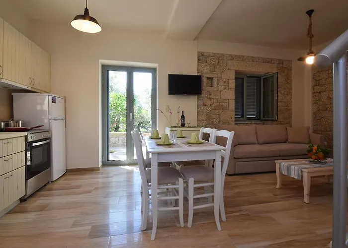 Kastro-kardamili * Kardamyli